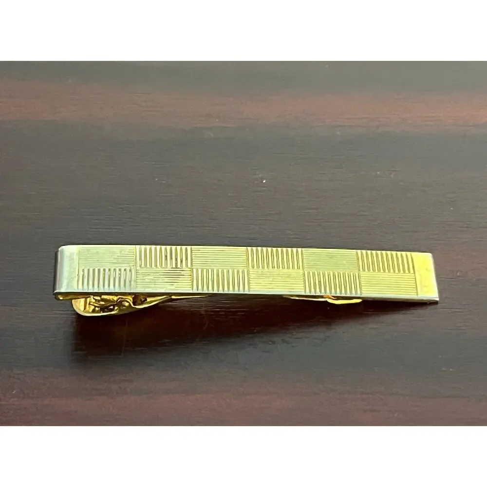 VTG Anson Tie Clip Gold Tone Checked Preppy Academia